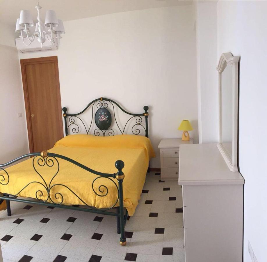 Le Zagare Apartments SantʼAlessio Siculo Kültér fotó