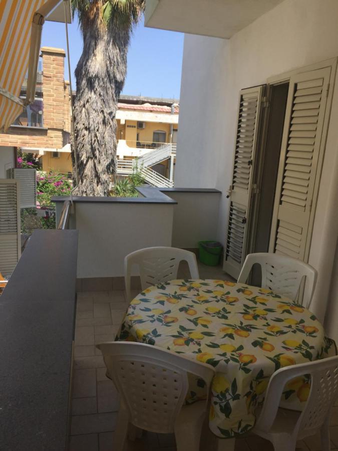 Le Zagare Apartments SantʼAlessio Siculo Kültér fotó