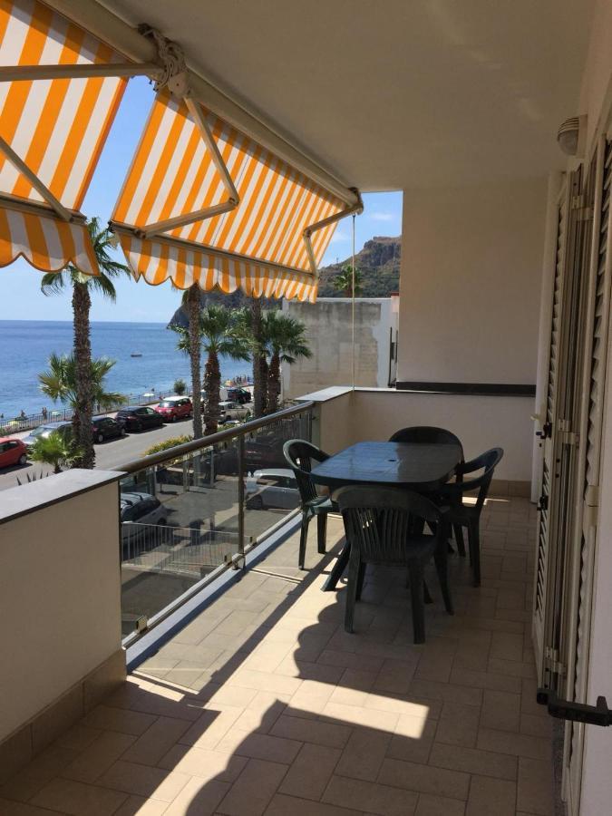 Le Zagare Apartments SantʼAlessio Siculo Kültér fotó